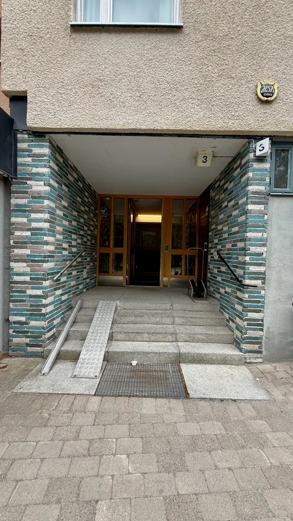 Hallway - Apartment with South-Facing Balcony in Järfälla