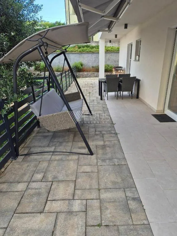 Terrass - Modern Apartment with Sea View in Kostrena
