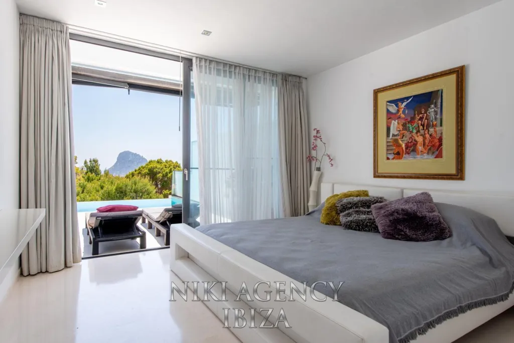 Magamistoad - Contemporary Chalet with Private Pool in Cala Vedella