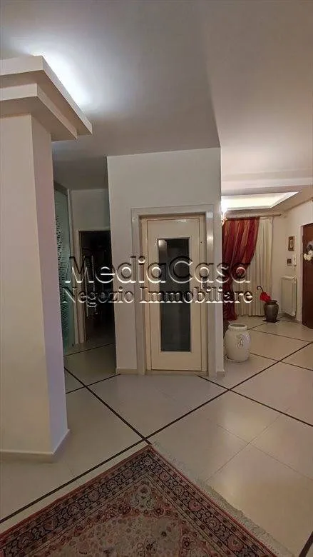 Séjour - Elegant Villa with Private Garden in Teverola