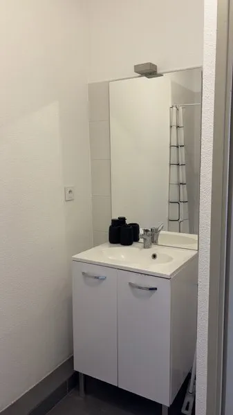 Bathrooms - 2-Bedroom Apartment with Parking in La Cabucelle
