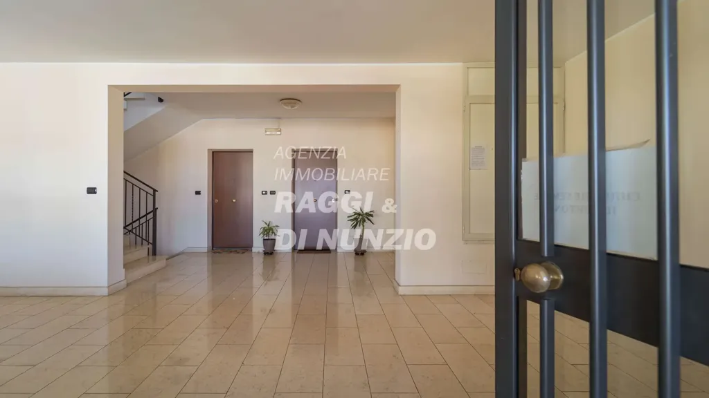 hallway_entrance