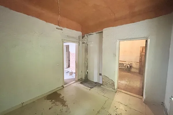 Pièces - Historic Flat with Central Heating in Tartu City Centre