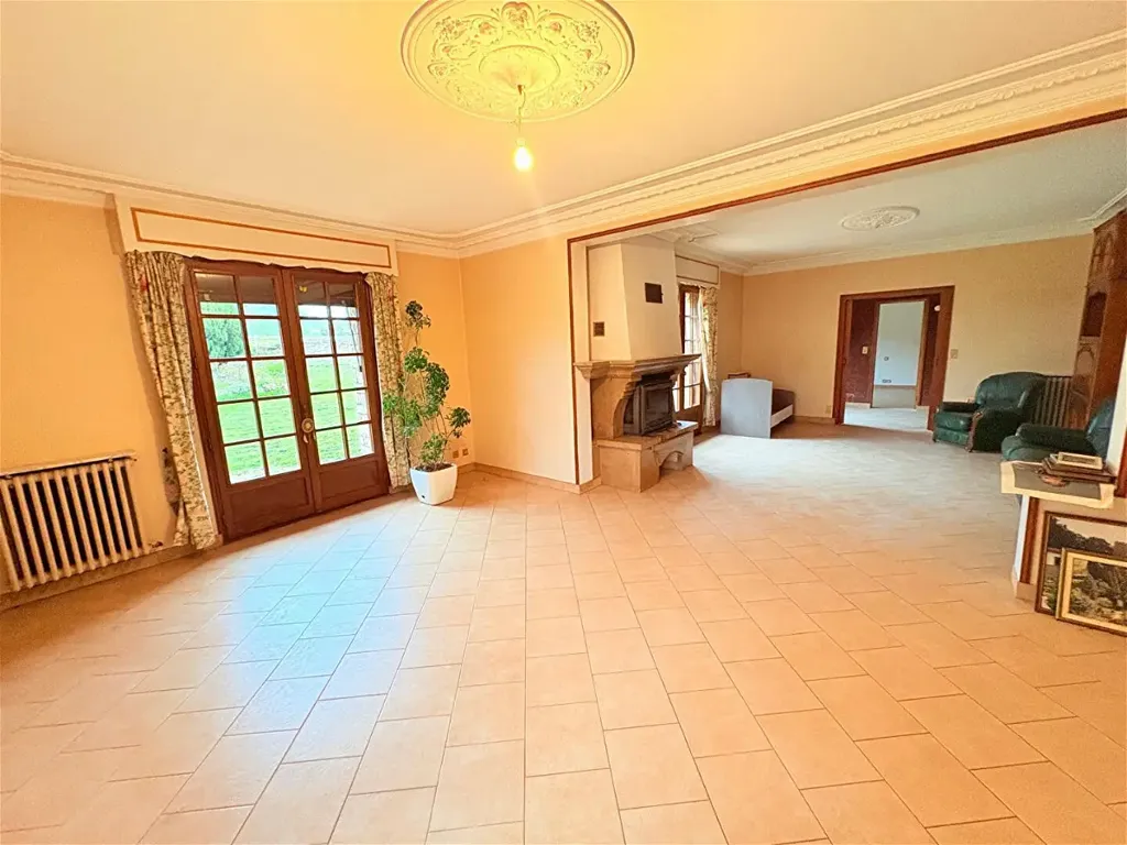 Maison 8 pièces à Ceauce