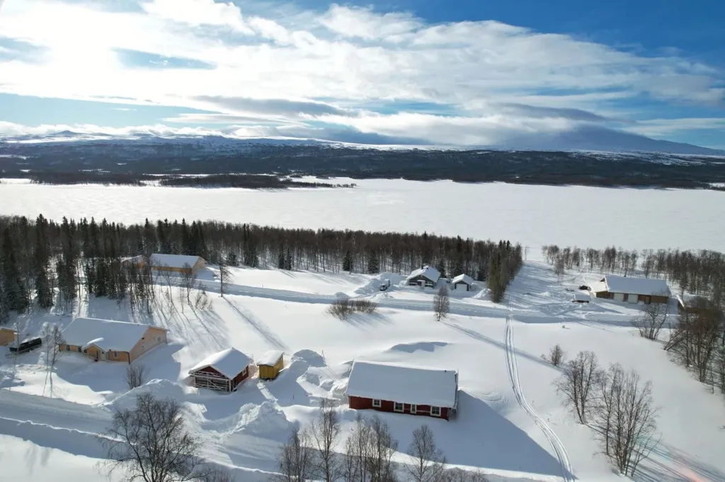 Õhuvaade - Plot with Mountain View in Västra Lövberg