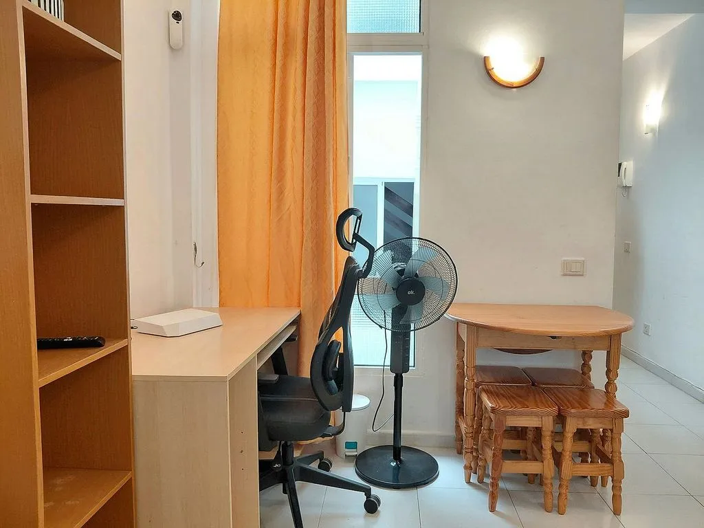 Kabinet - Studio with Ascender in Santa Catalina