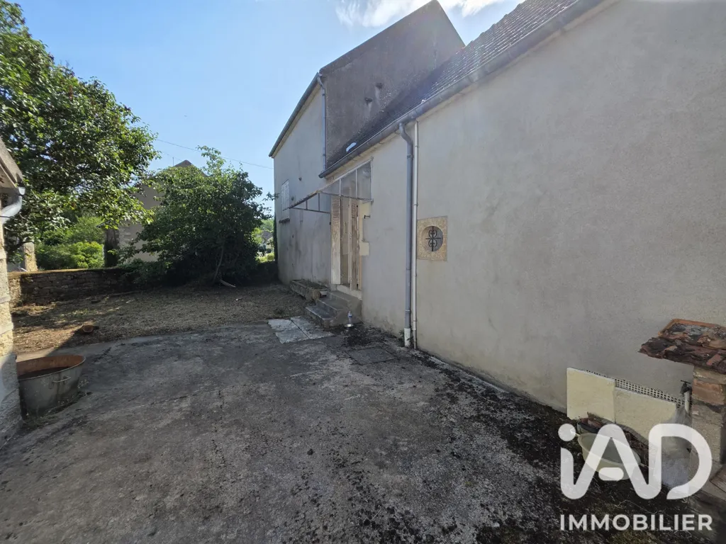 Aed - Charming Village House with Original Features in Nuars