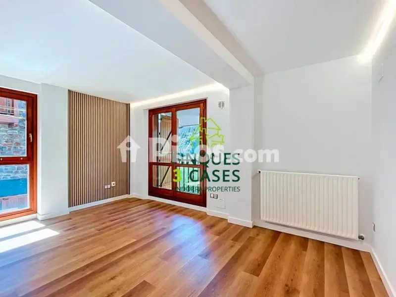 Séjour - Apartment with Ski Access in Soldeu