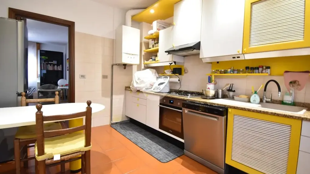 Kitchen - Apartment with 40m² Terrace in Fidenza