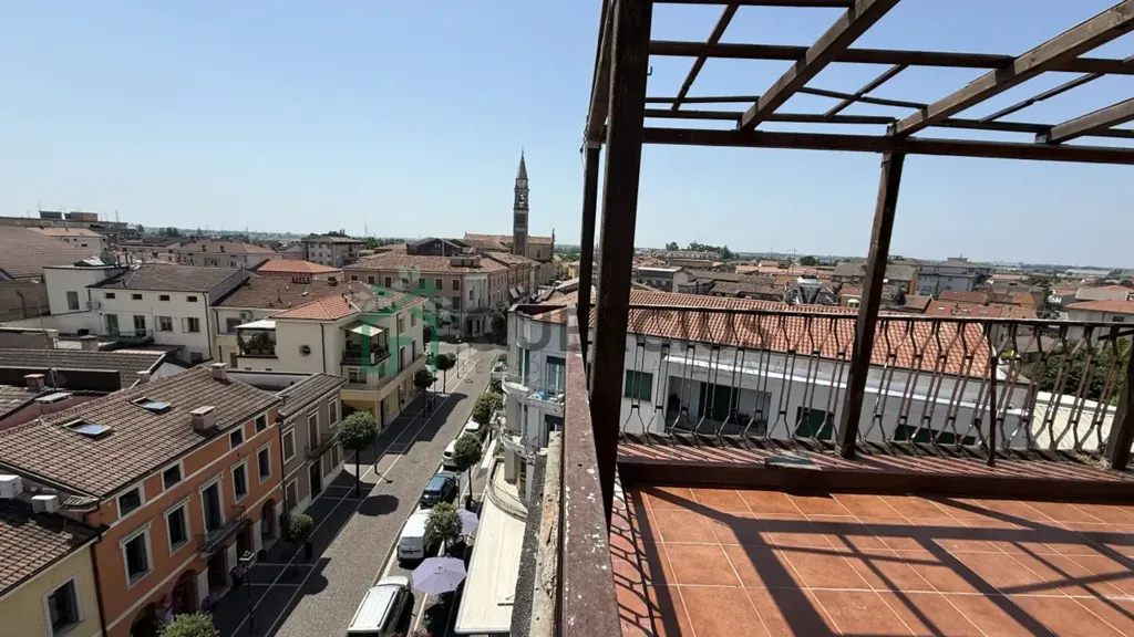 Balcon - Attico with Panoramic View in San Bonifacio
