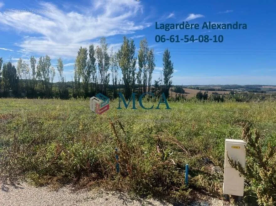 Giardino - Plot with Clear View near Tonneins