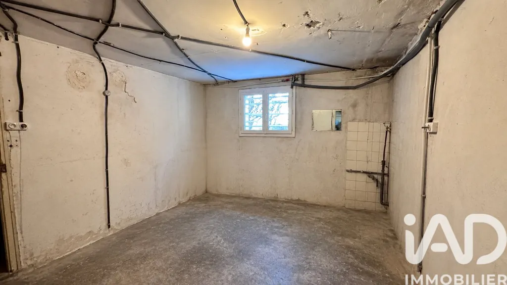 Garage - Maison avec Véranda à Chevrainvilliers