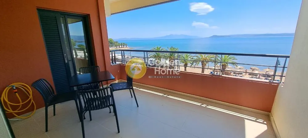 Rõdu - Fully Renovated Apartment with Sea View in Livaniates