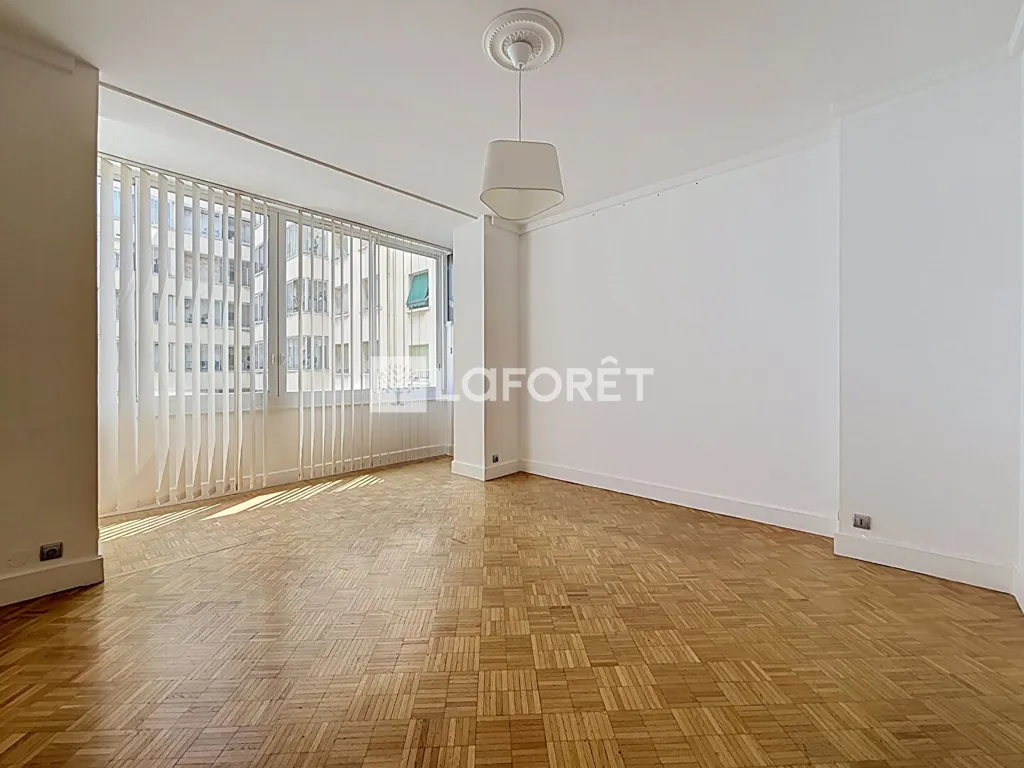 Soggiorno - 3-Bed Apartment with Balcony near Marseille