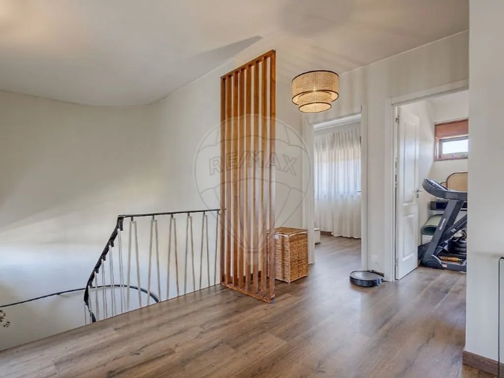 Pièces - Rehabilitated Bi-Family House in Matosinhos