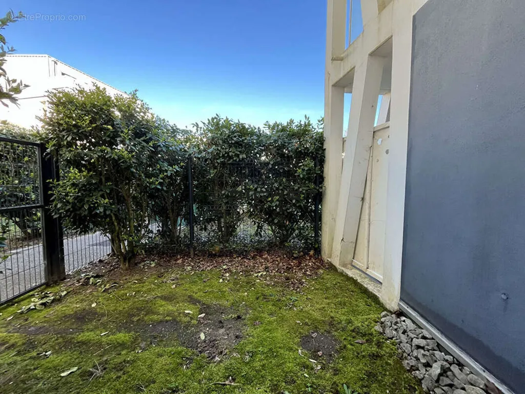 Jardin - Appartement Traversant avec Jardins à Bayonne