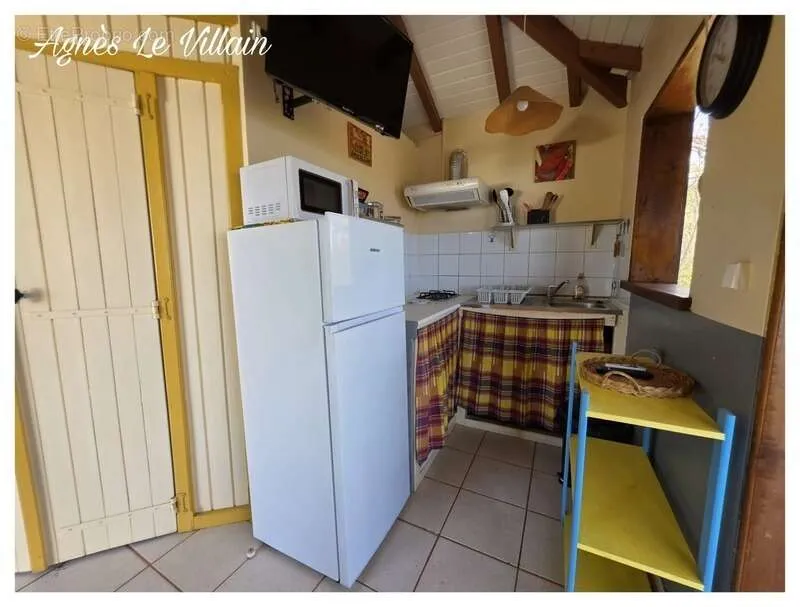 Cuisine - Maisonnette T2 Vue Mer avec Piscine en Copropriété
