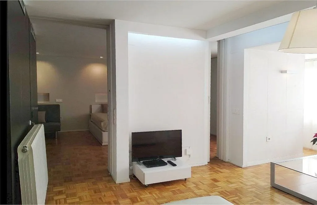 Living Room - Loft Studio with Air Conditioning in Ensanche - Diputación
