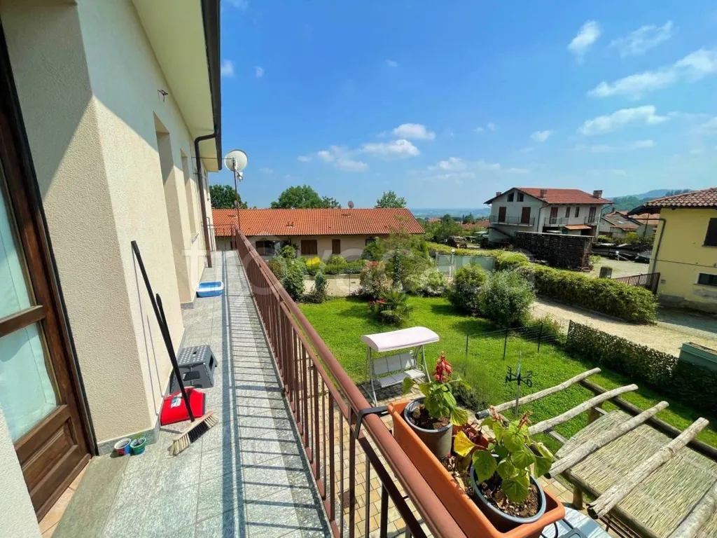 Balcon - Luxury Apartment with Balcony in Cantalupa