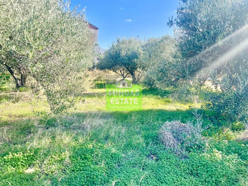 Aed - Corner Plot with Sea View in Tavronitis