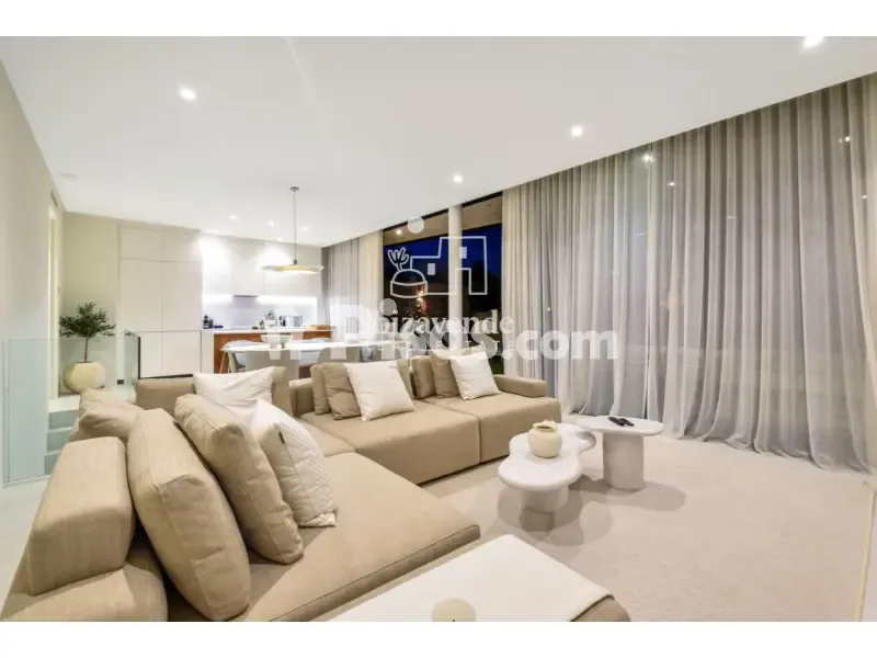 Elutuba - Modern Ground Floor Flat with Garden in Talamanca