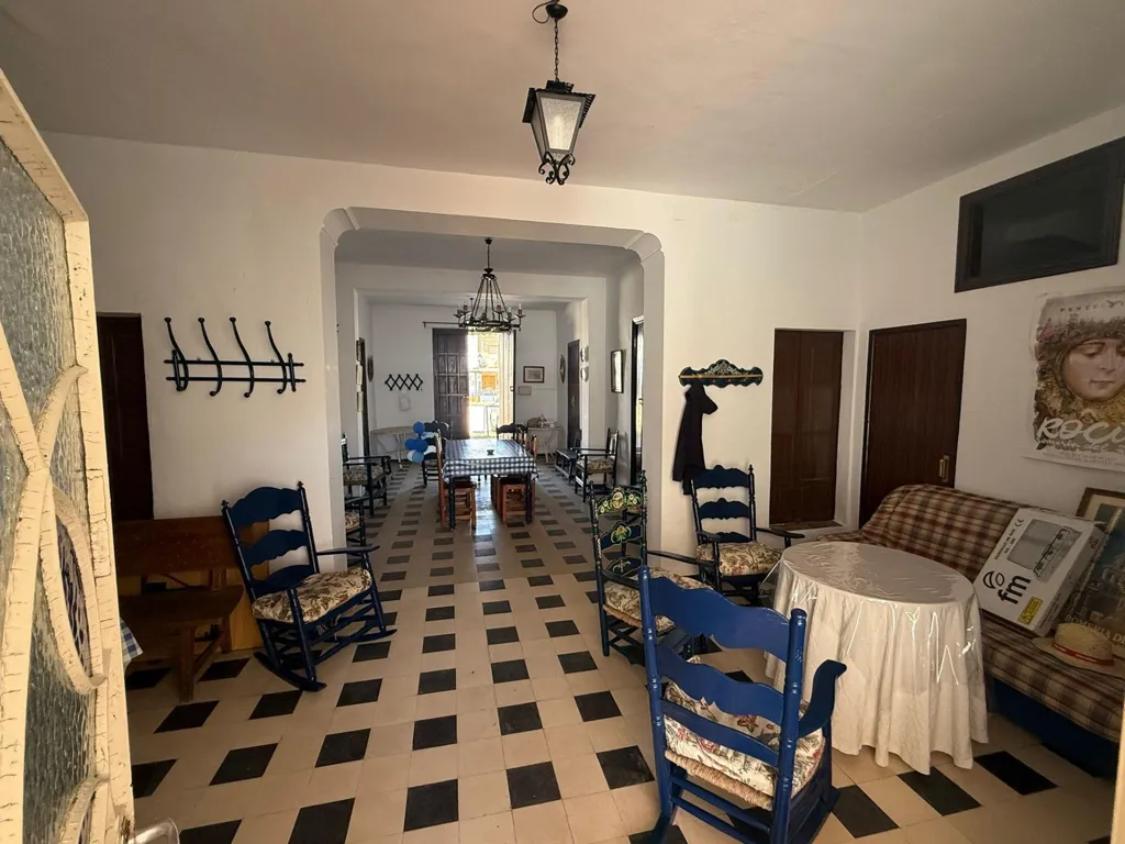 Salle à manger - Historic House with Multiple Kitchens in El Rocío