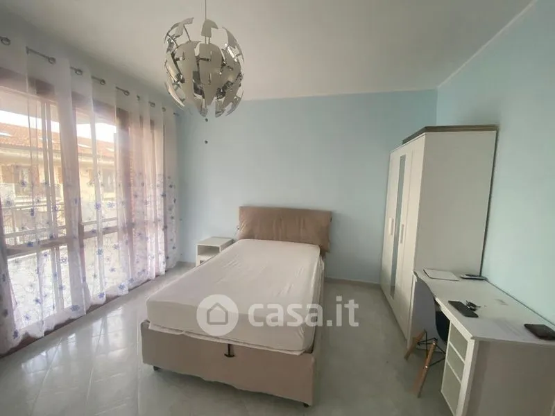 Chambres - Rented Apartment with Balcony in Messina