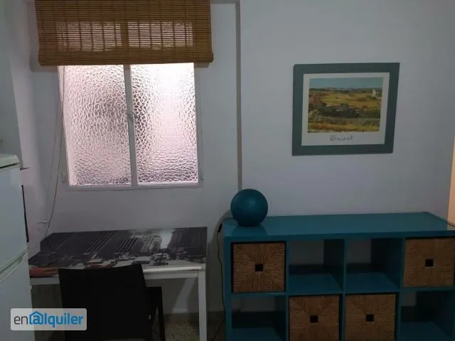 Office - Furnished Flat with Lift in Granada