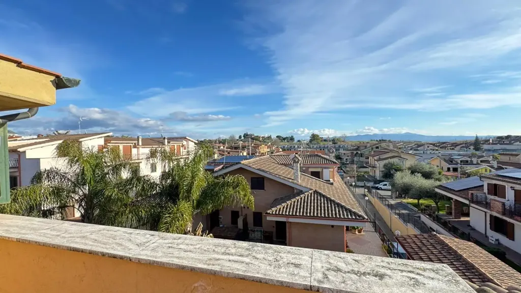 Balcon - Rustic Villa with Terraces in Guidonia Montecelio