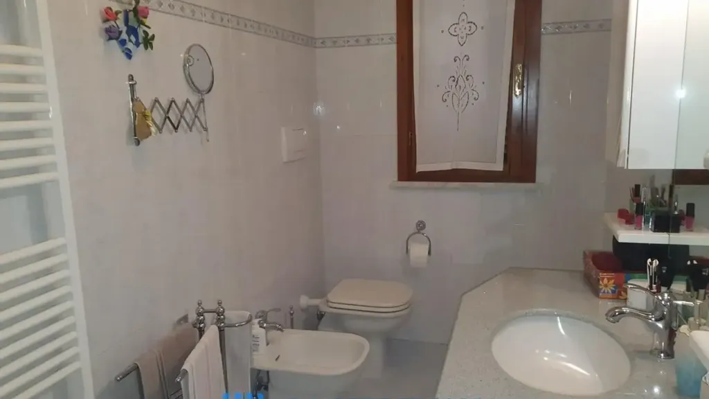 Appartement 3 pièces à IT