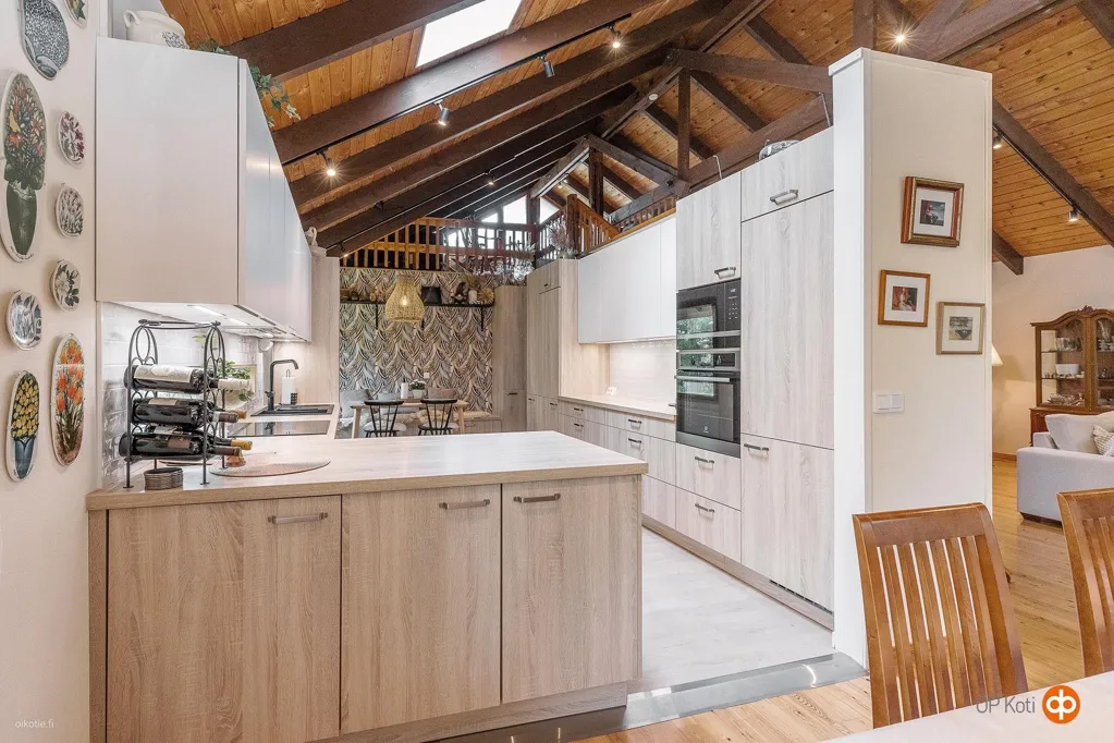 Cucina - Architectural House with Garden in Halikko