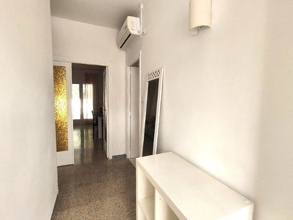 Hallway - Semi-Detached House Near Beach in Dénia