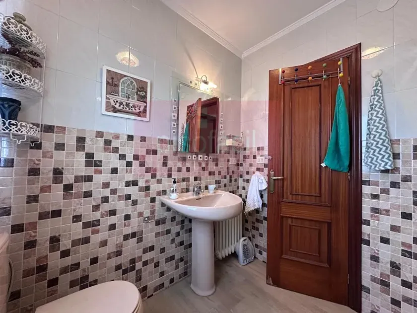 Bathrooms - Chalet with Three Apartments near Lugo