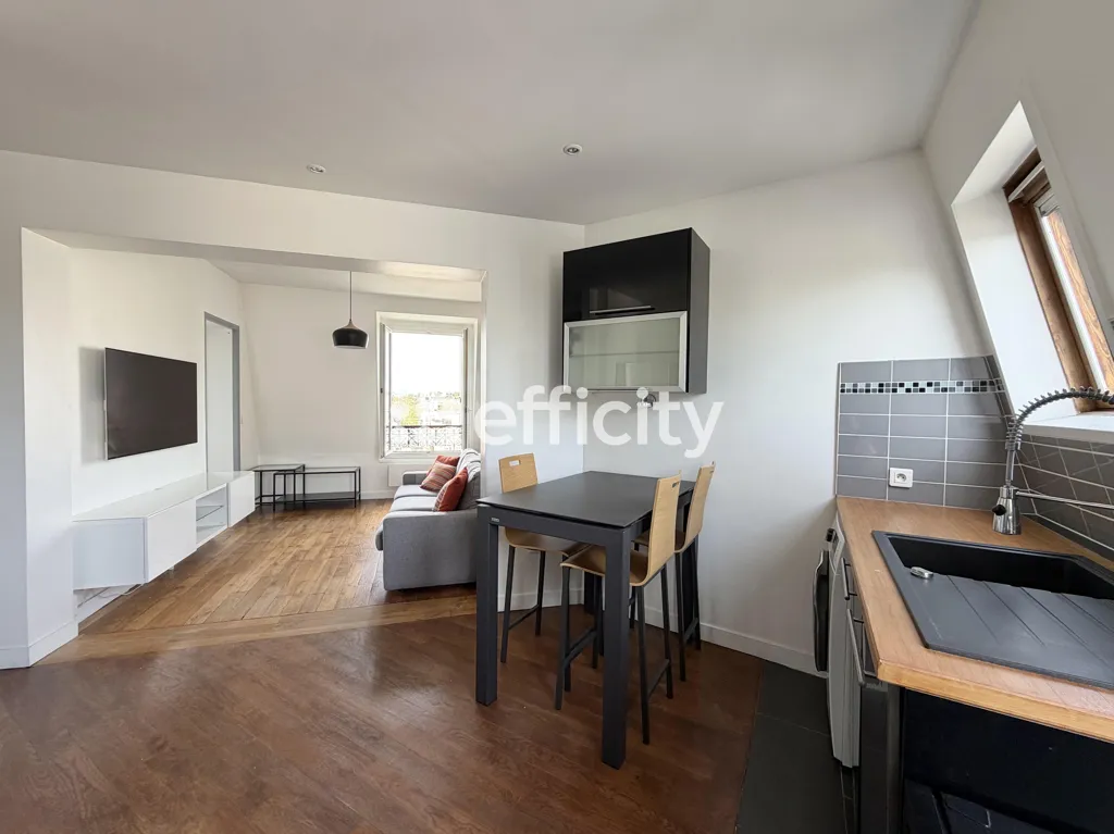Cuisine - Appartement Lumineux avec Vue Dégagée à Paris 20ème