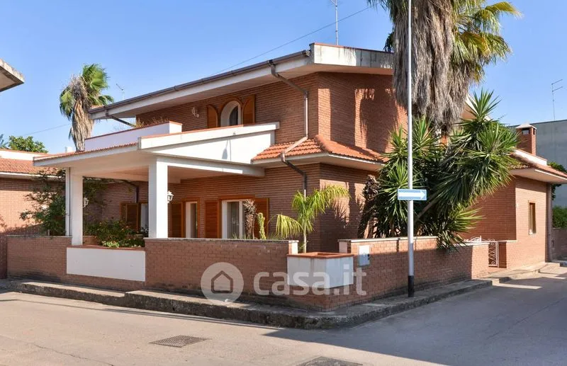 Esterno - Modern Villa with Garden in Torricella