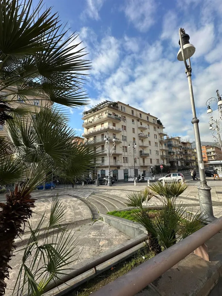 Bien 4 chambres à Salerno