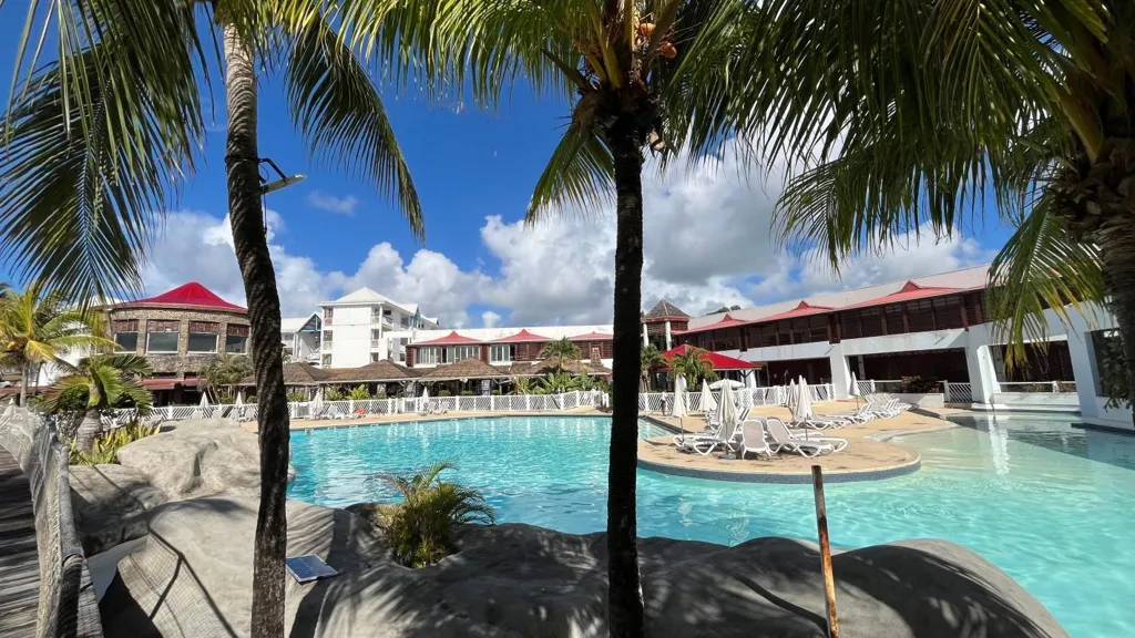 Bassein - Studio with Balcony near Beach in Secure Residence