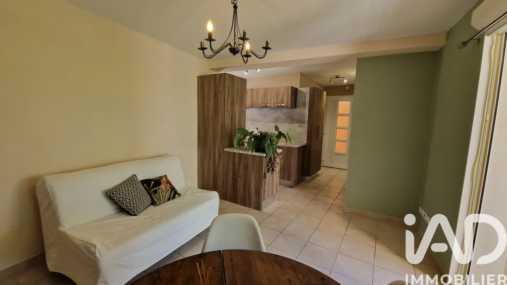Söögituba - Apartment with Terrace in Valensole