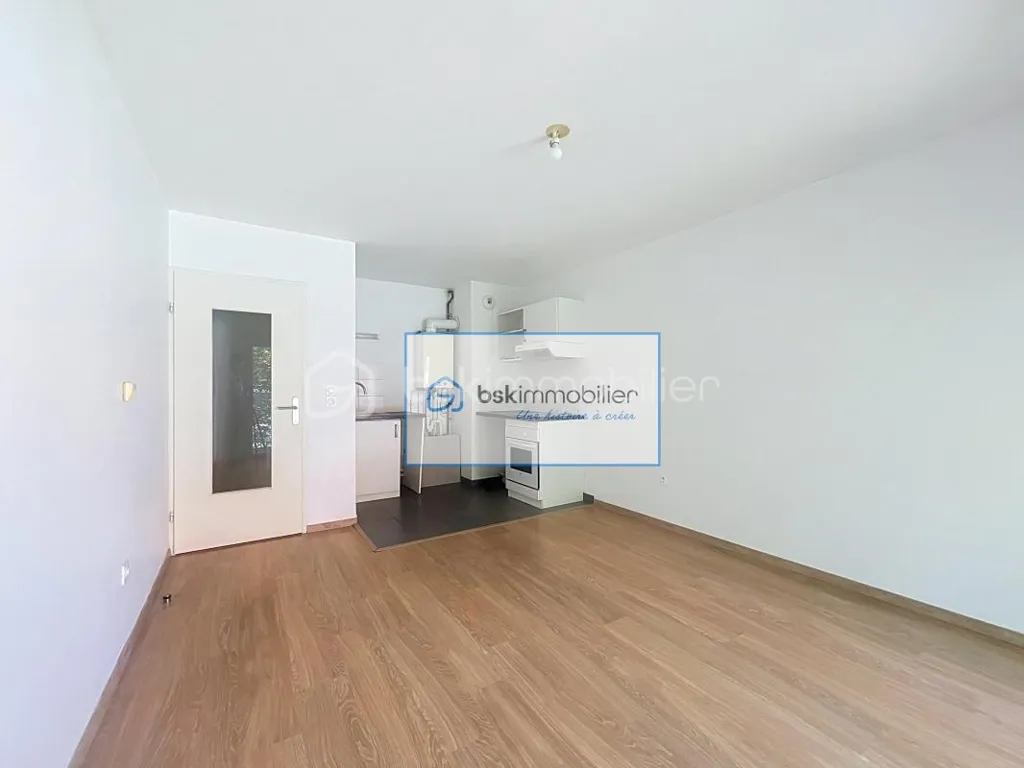 Elutuba - Bright T3 Flat with Balcony in Nouveau Roubaix