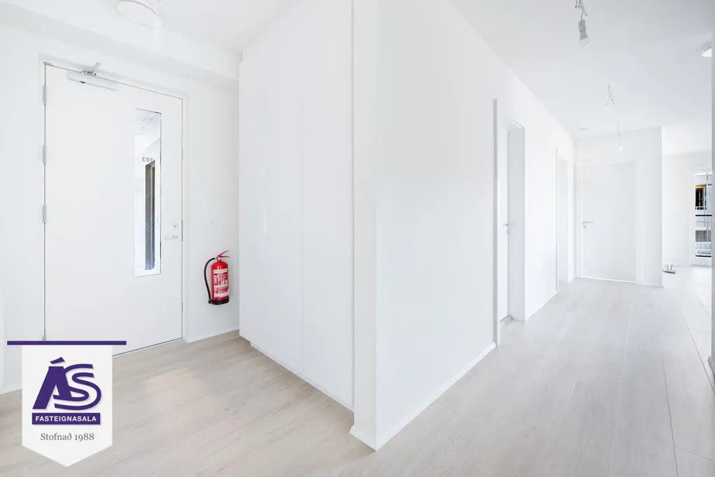 Ingresso - Luxury Apartments with Elevator in Hafnarfjörður