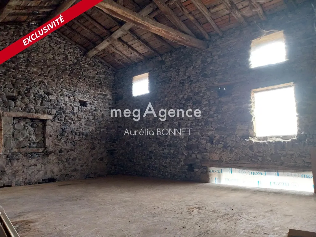 Rooms - Stone Barn with Well in Rural Village