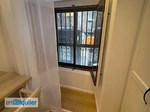Chambres - Modern Flat with Balcony in Chueca-Justicia, Madrid
