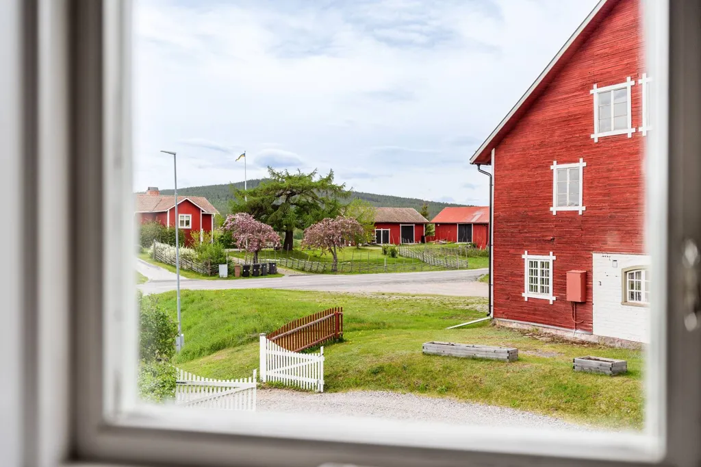 Pièces - Charming Villa with Garden in Linghed