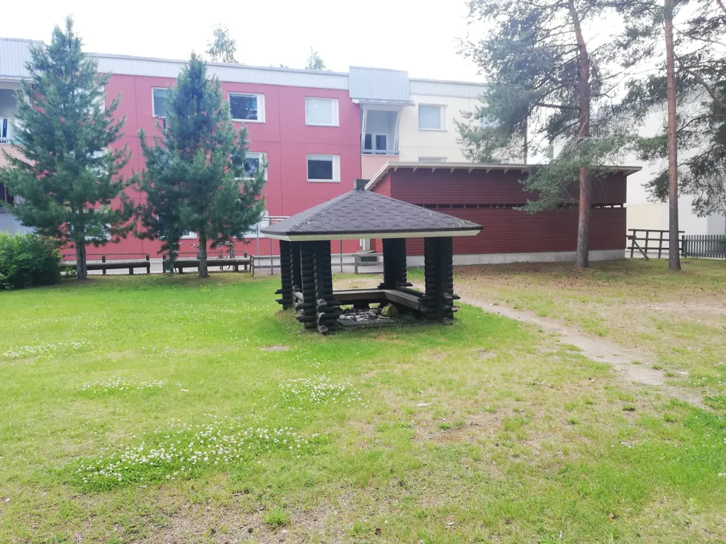 Aed - Apartment with Balcony in Kaijonharju, Oulu