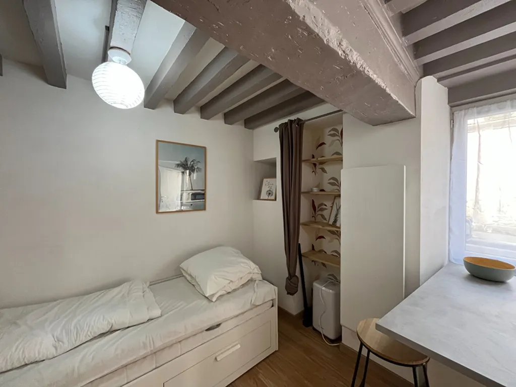 Magamistoad - Studio with Cave in Central Caen