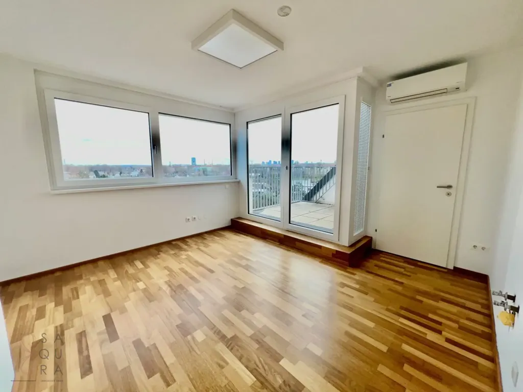 Toad - Penthouse Office with Panoramic Views in UNO-City