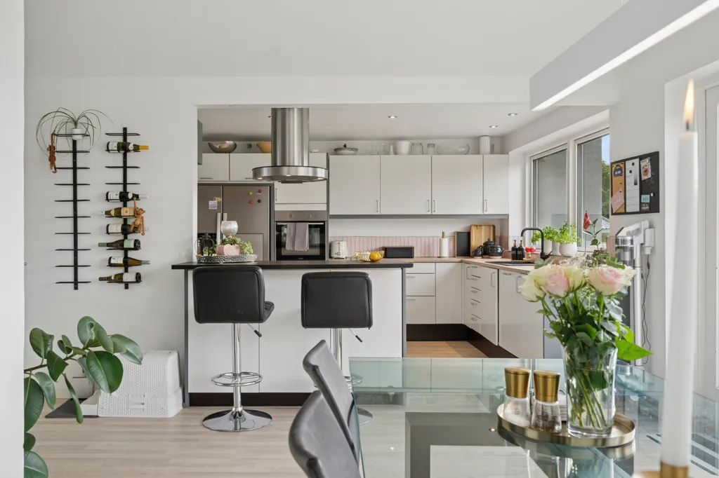 Cuisine - Modernised Villa with Garden near Køge