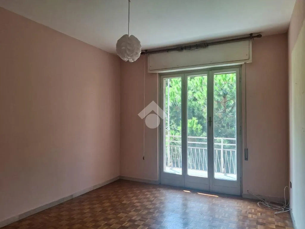 Pièces - Apartment with Balcony in Savona