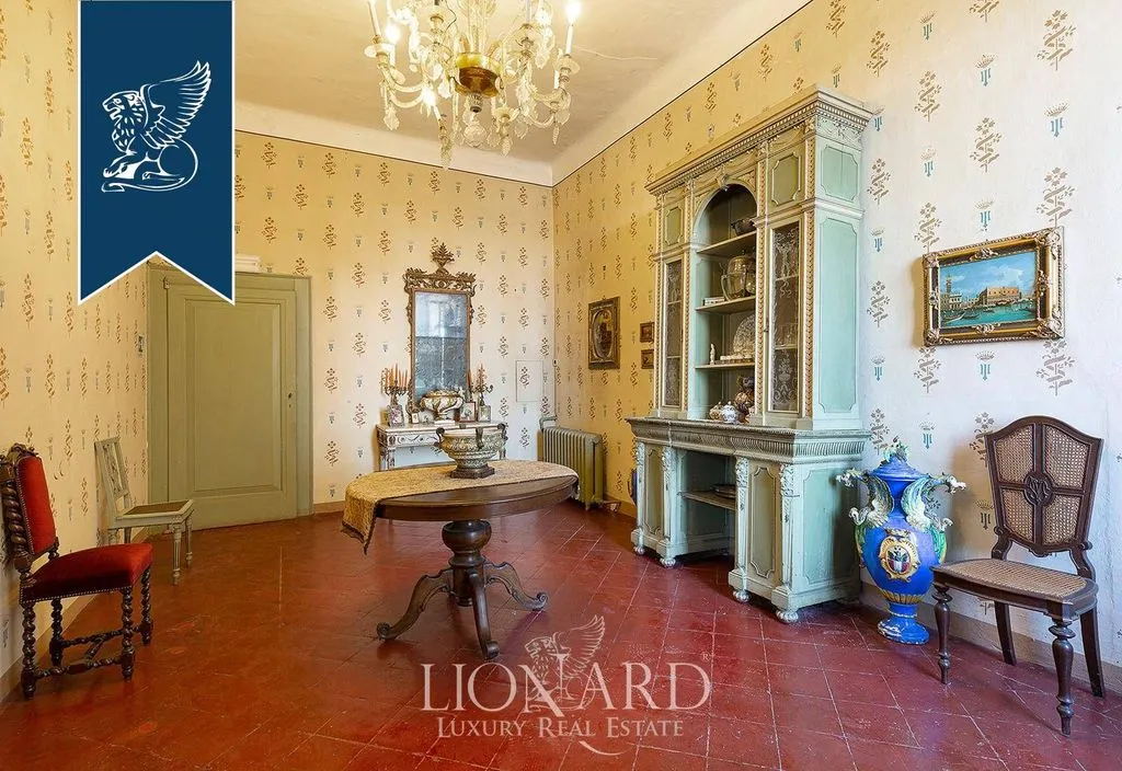 Sala da pranzo - 15th-Century Palace with Tower in Lombardy