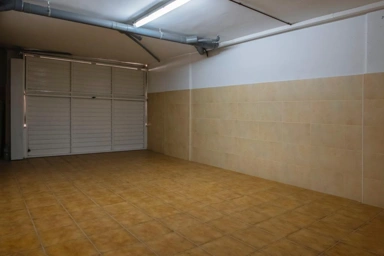 Garage - Maison 5 pièces à Calafell